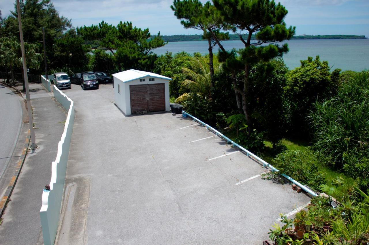 Sunset Beach House Onna Exterior photo